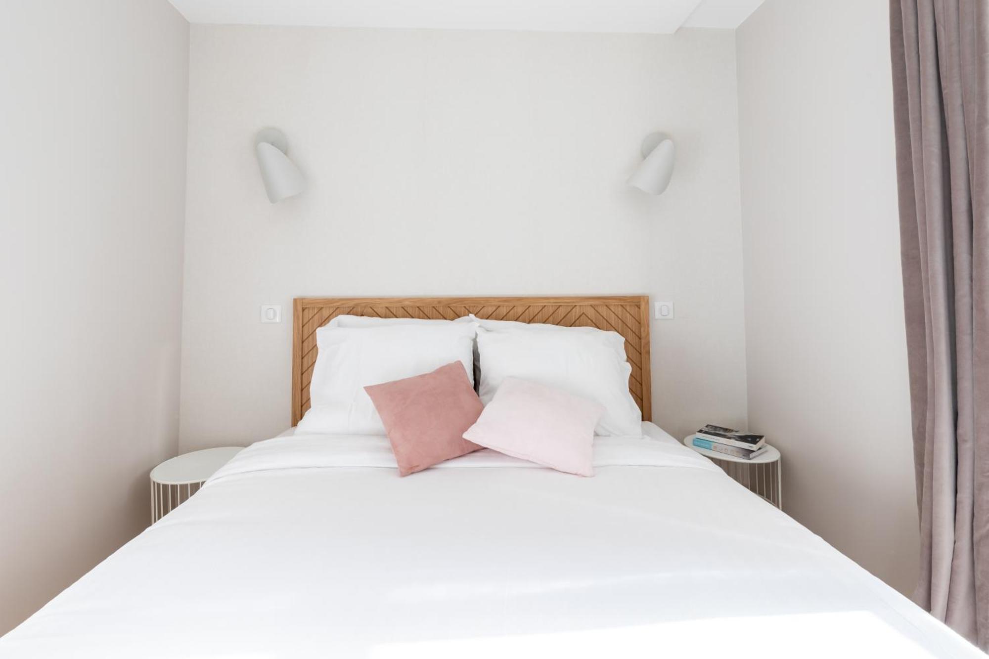Take It Easy In Stylish Architect Flat Appartement